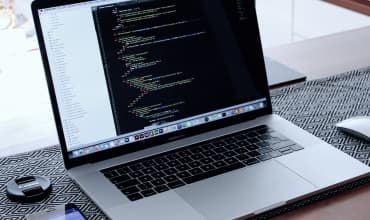 Geleceğin ERP'si: SAP vs. Diğer Yönetim Yazılımları